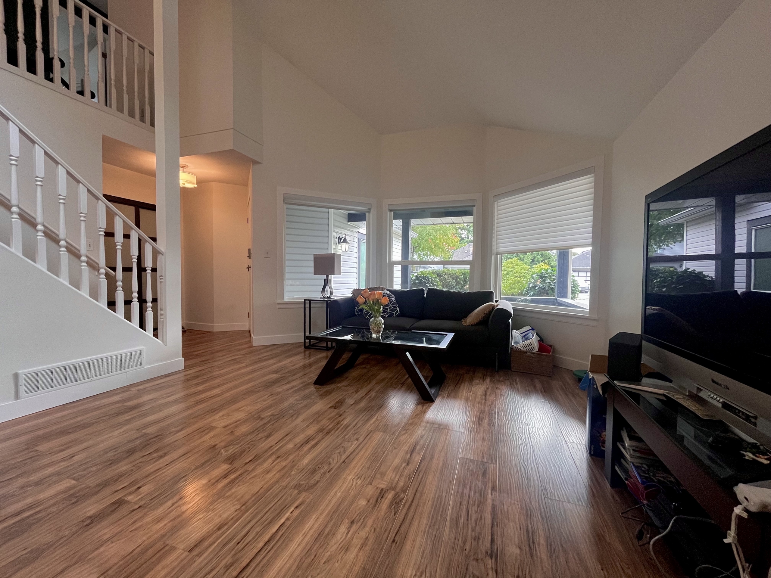 Interior view at 15121 96A Avenue