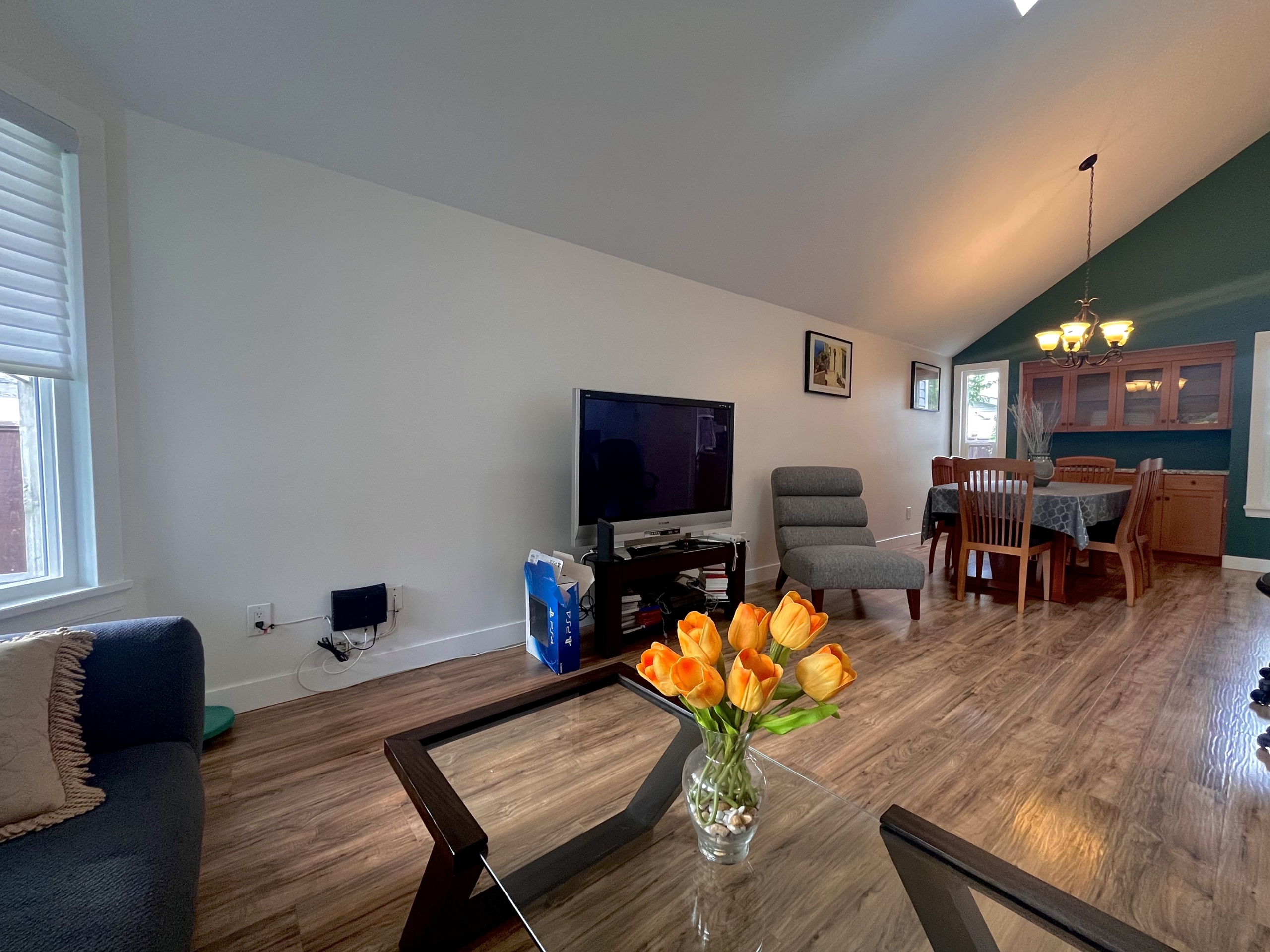 Interior view at 15121 96A Avenue