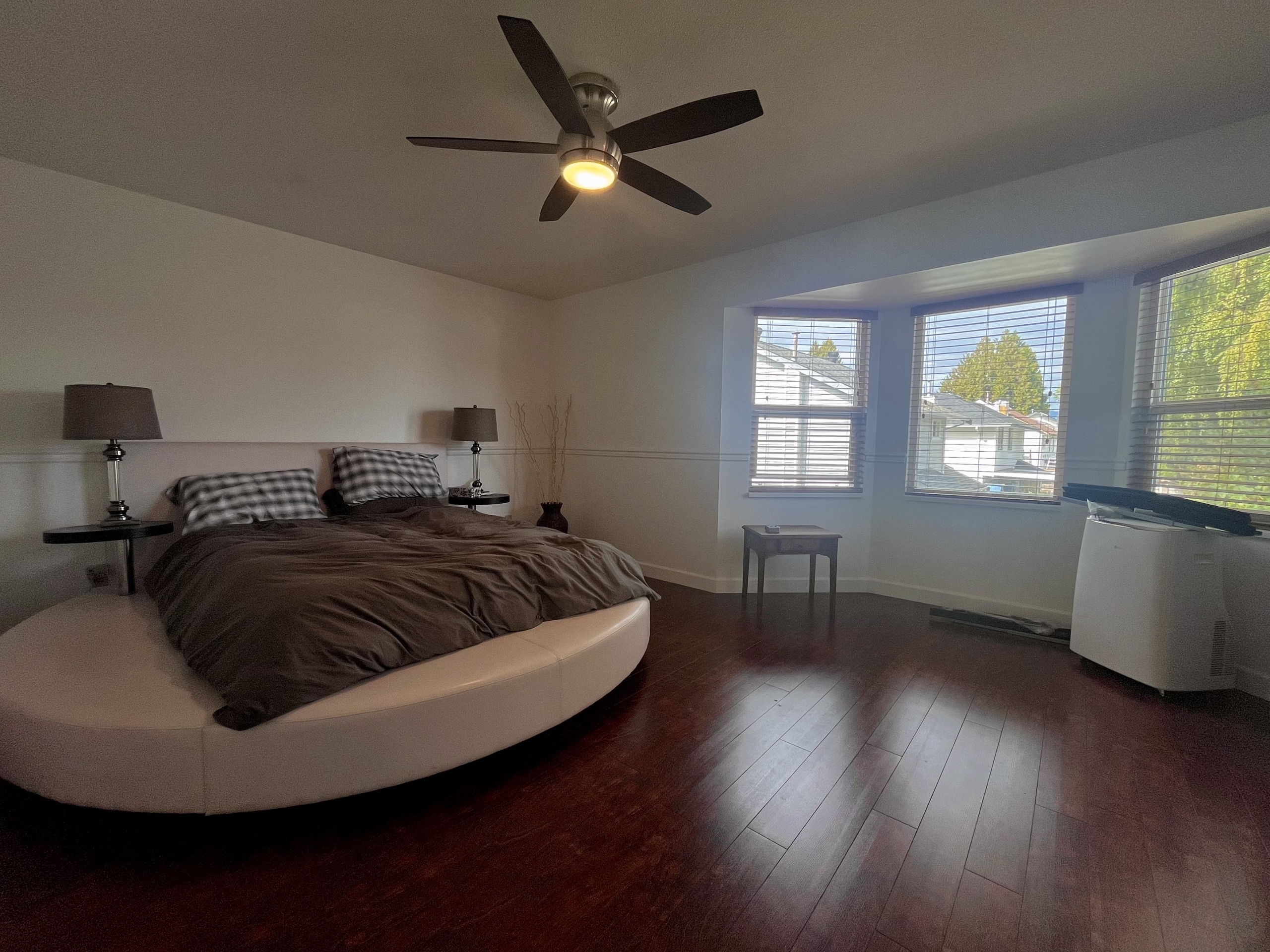 Interior view at 15121 96A Avenue