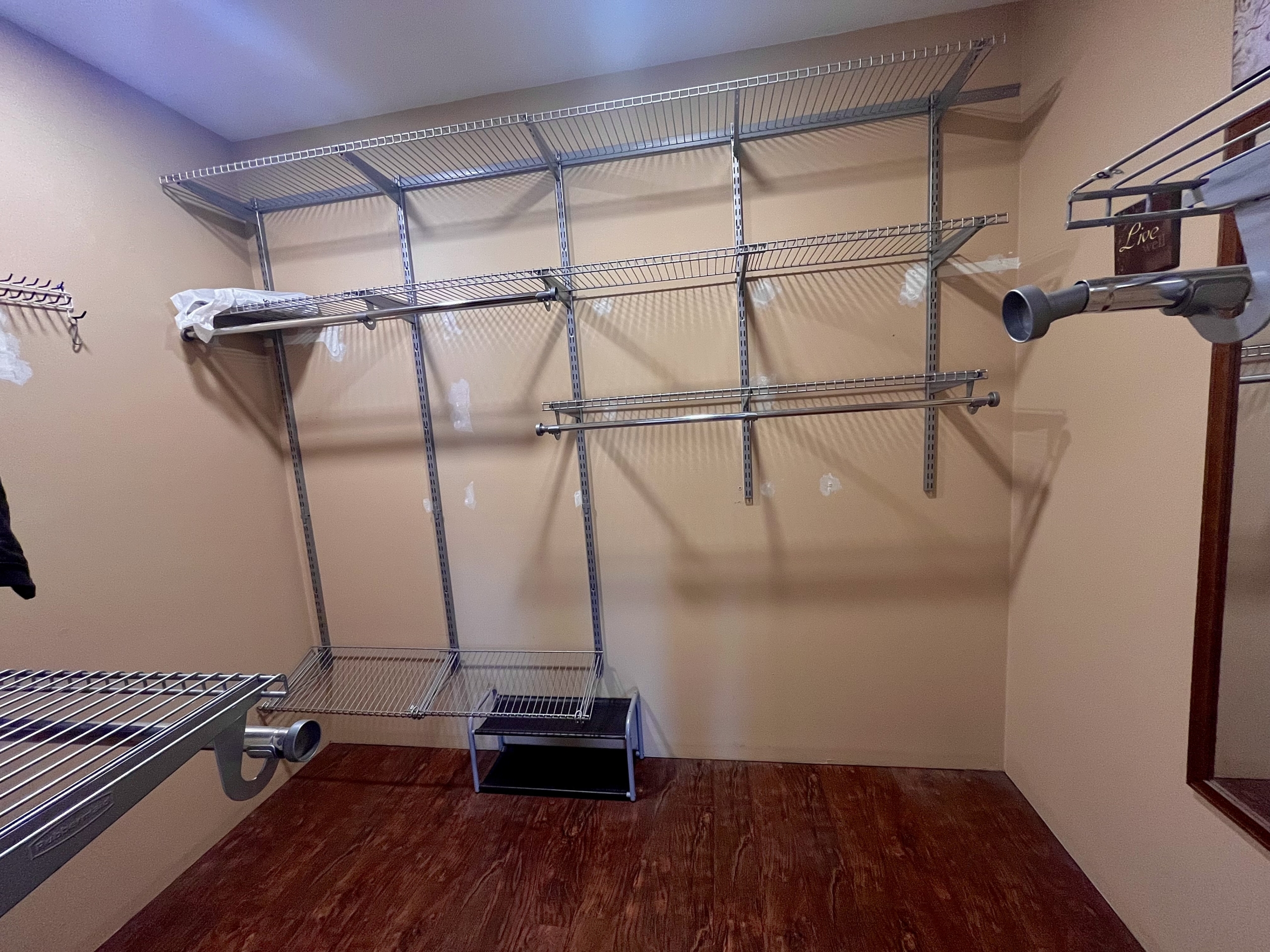 Interior view at 15121 96A Avenue