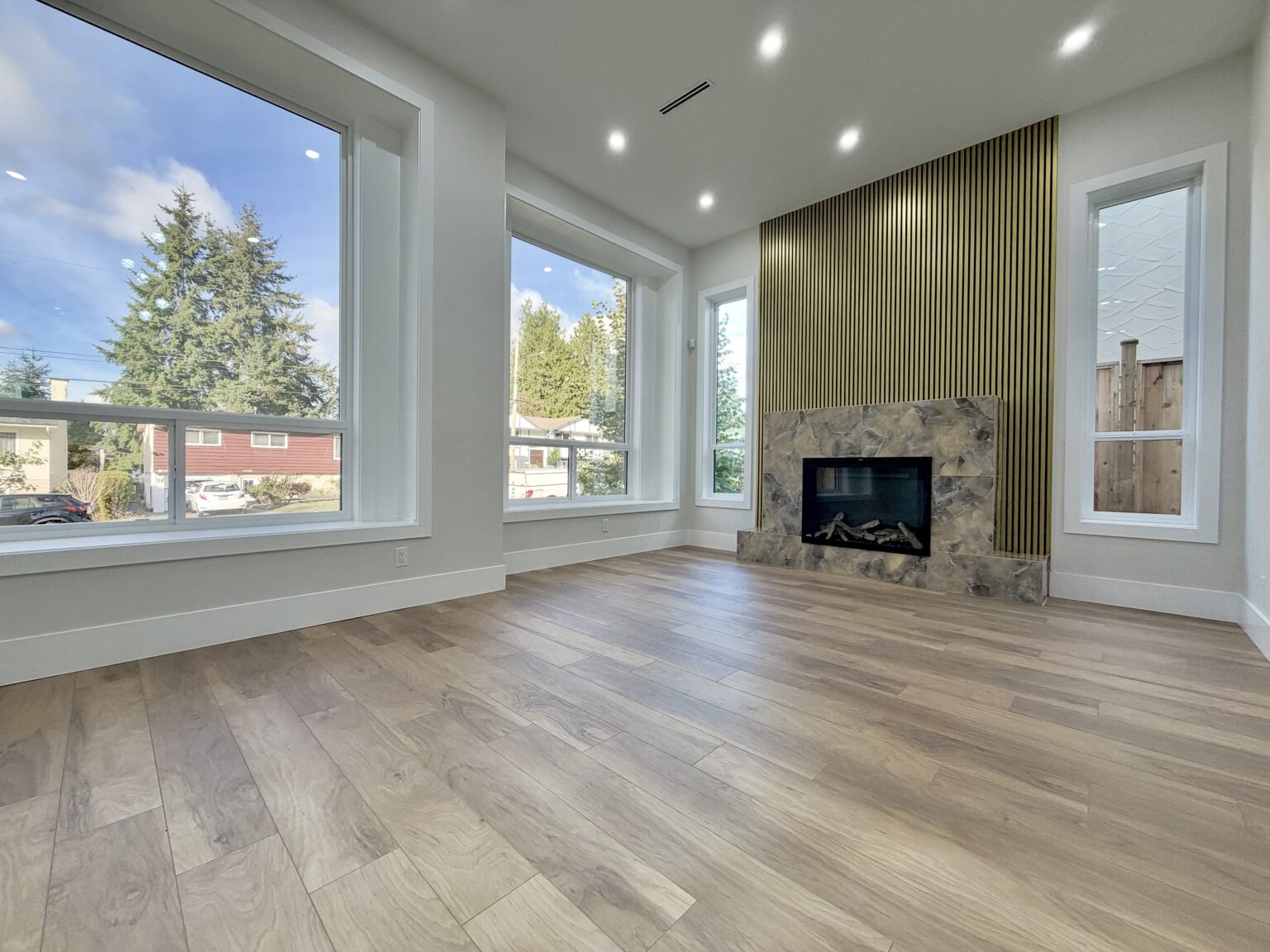 Rental property photo 3
